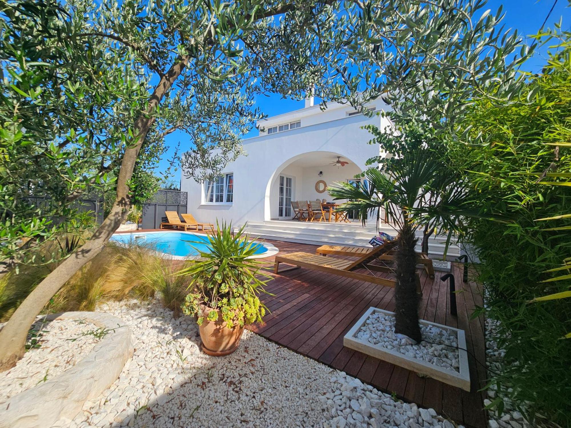 The Three Flowers Pool House Trogir Eksteriør bilde