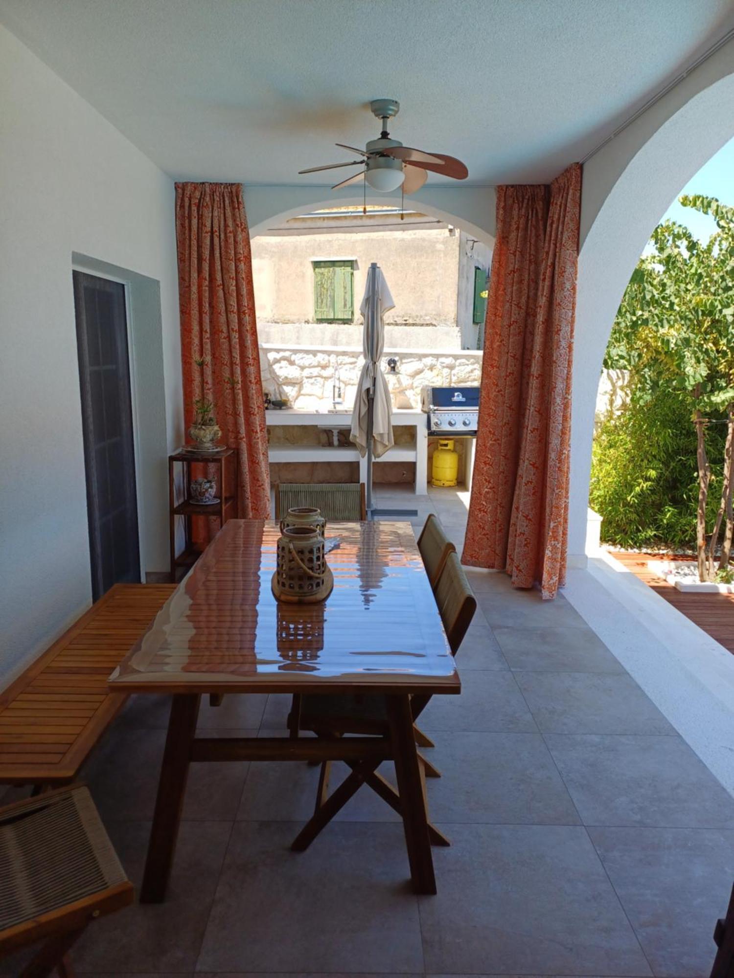 The Three Flowers Pool House Trogir Eksteriør bilde